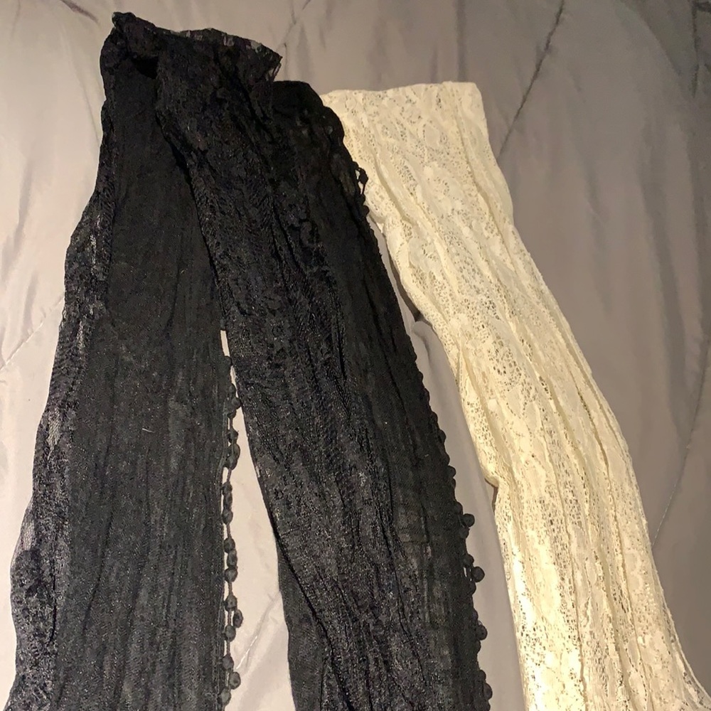 Set of 2: black and white lace scarves
